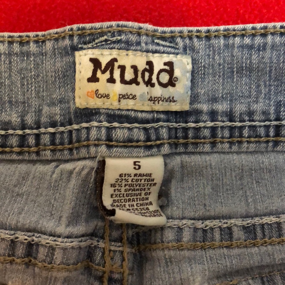 Jean Shorts - Picture 3 of 3